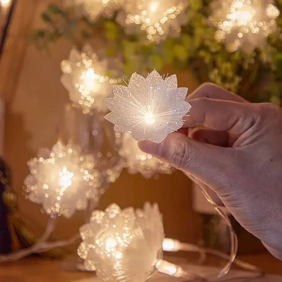 Batteriebetriebene Blütemotiv Glasfaser Lichterkette