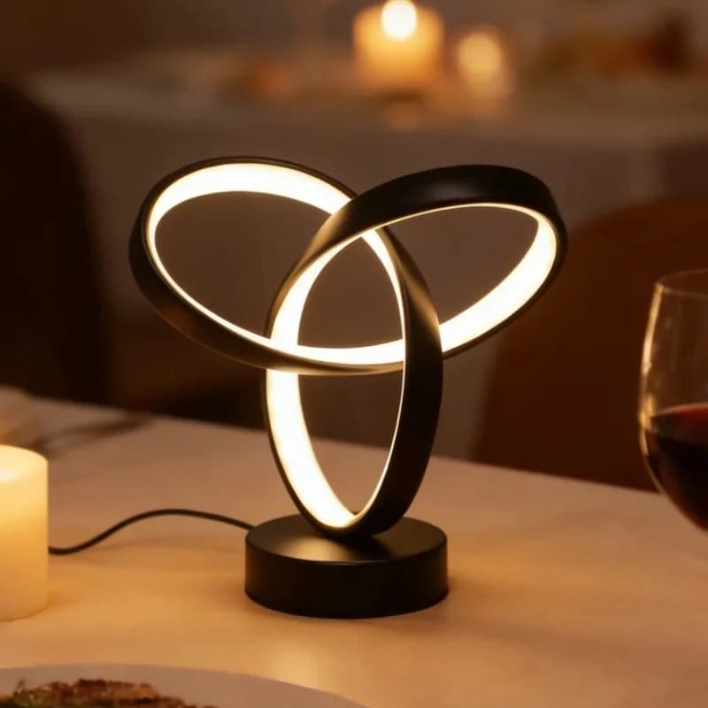 Moderne dreifarbige dimmbare Spiralen-LED-Schreibtischlampe