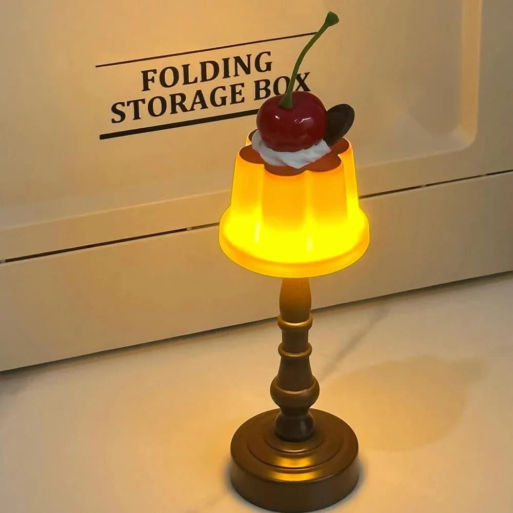 Retro Mini-LED-Schreibtisch-Nachtlicht in Puddingform