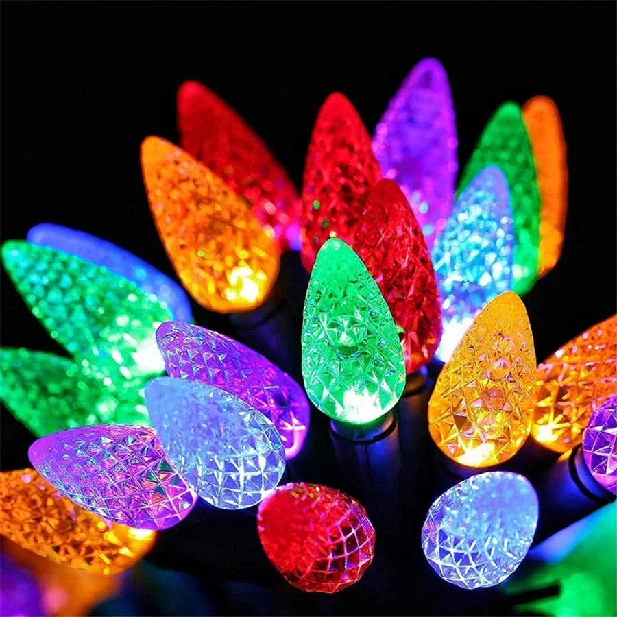 Solar- oder netzbetriebene LED-Erdbeer-Lichterkette